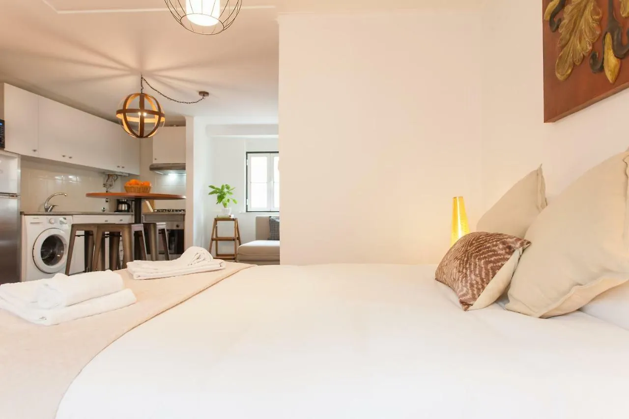 Martim Moniz Studio Apartments - By Lu Holidays Lisbona